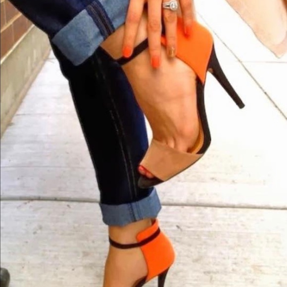 Meet your 5🌟 Posh Ambassador , Alicia - Picture 5 of 8